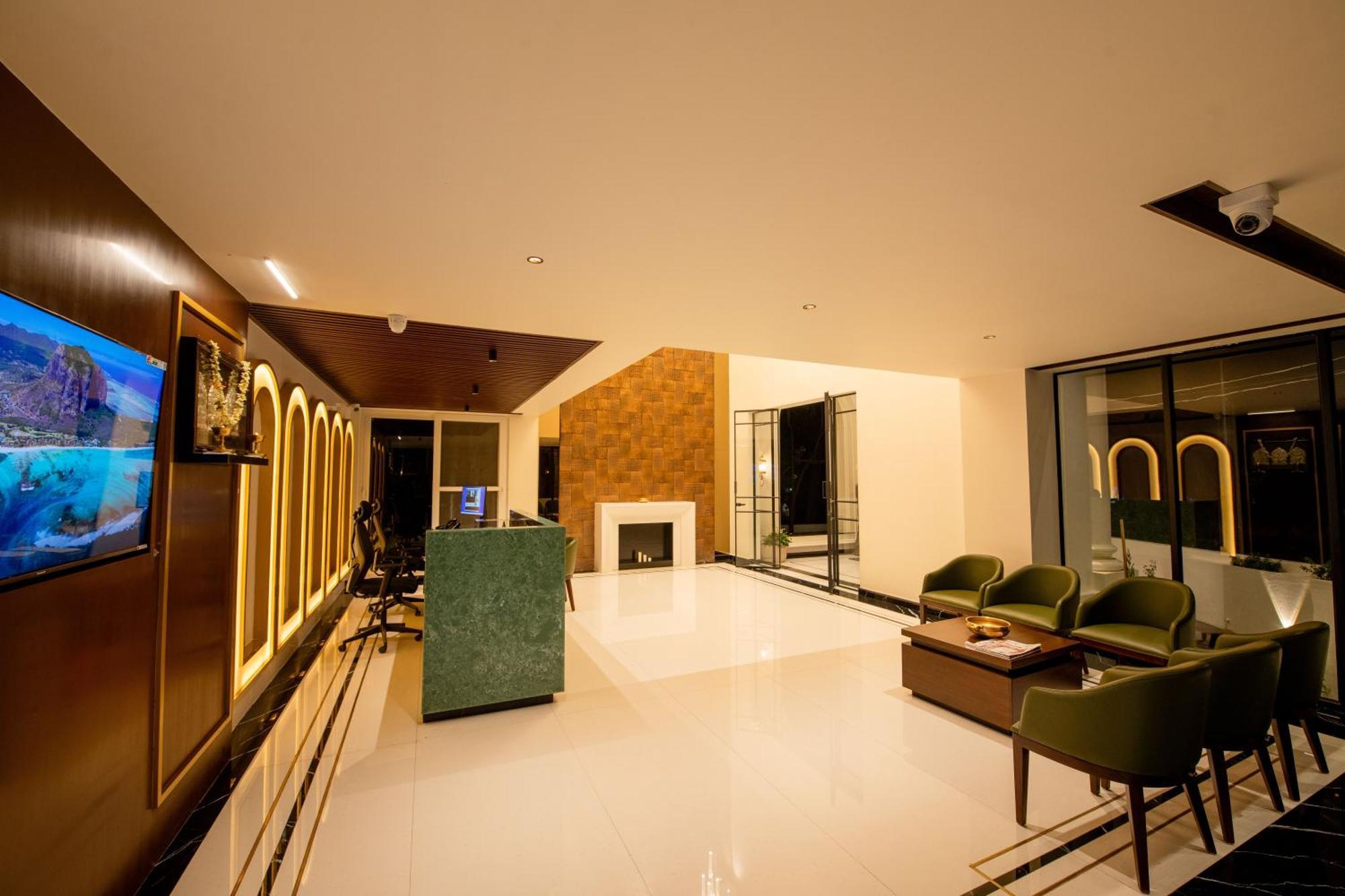 Hotel Mysore Radiance Buitenkant foto
