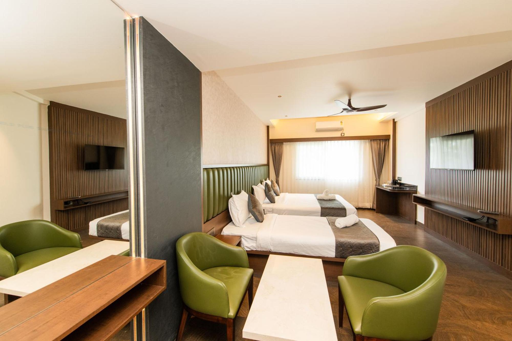 Hotel Mysore Radiance Buitenkant foto