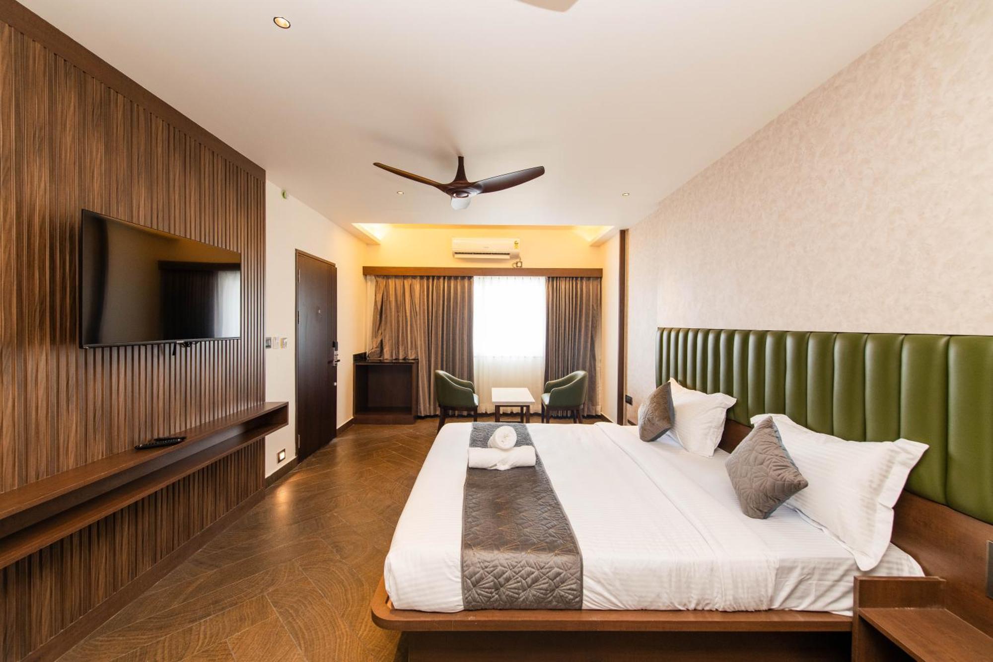 Hotel Mysore Radiance Buitenkant foto