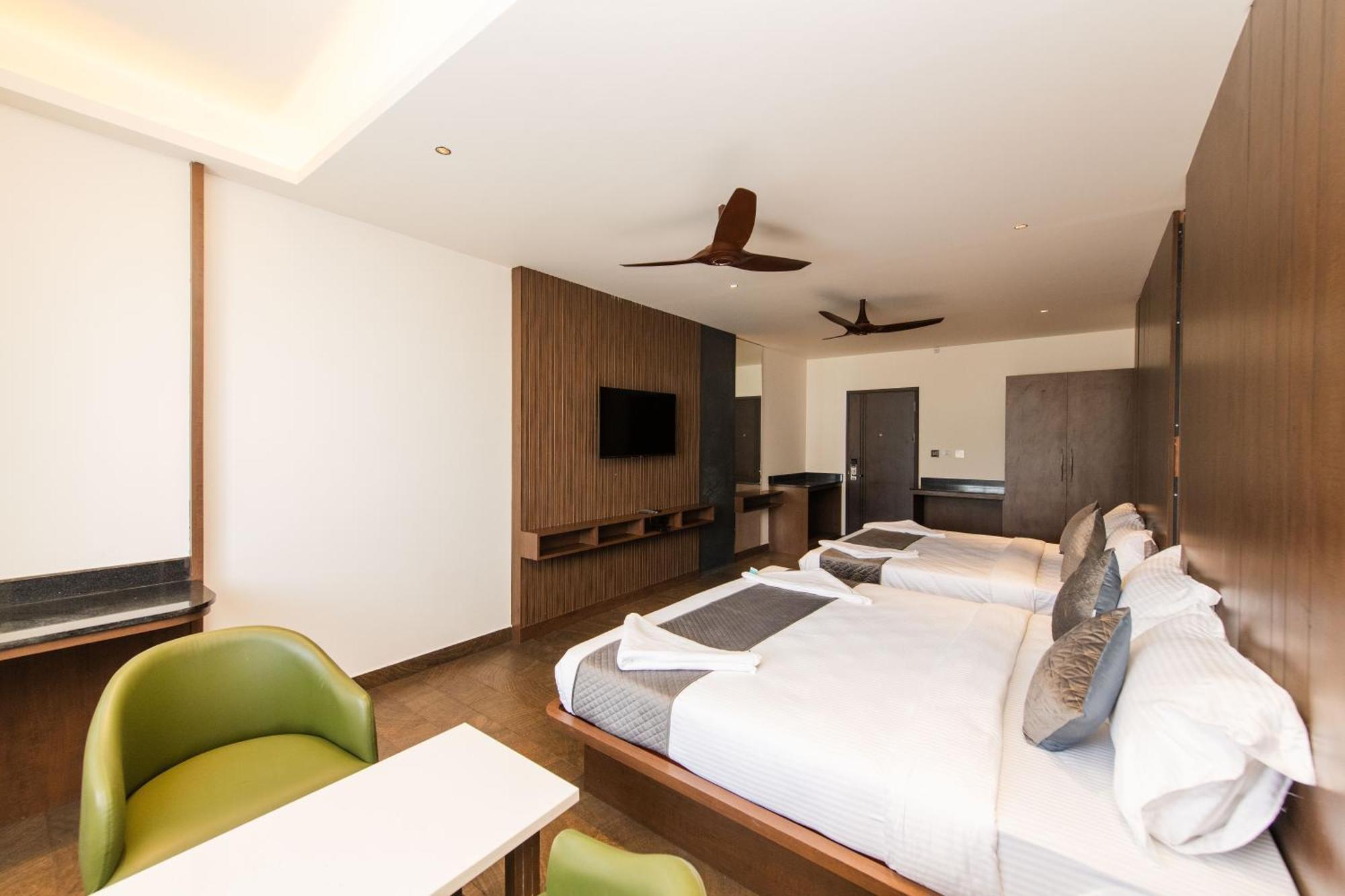 Hotel Mysore Radiance Buitenkant foto