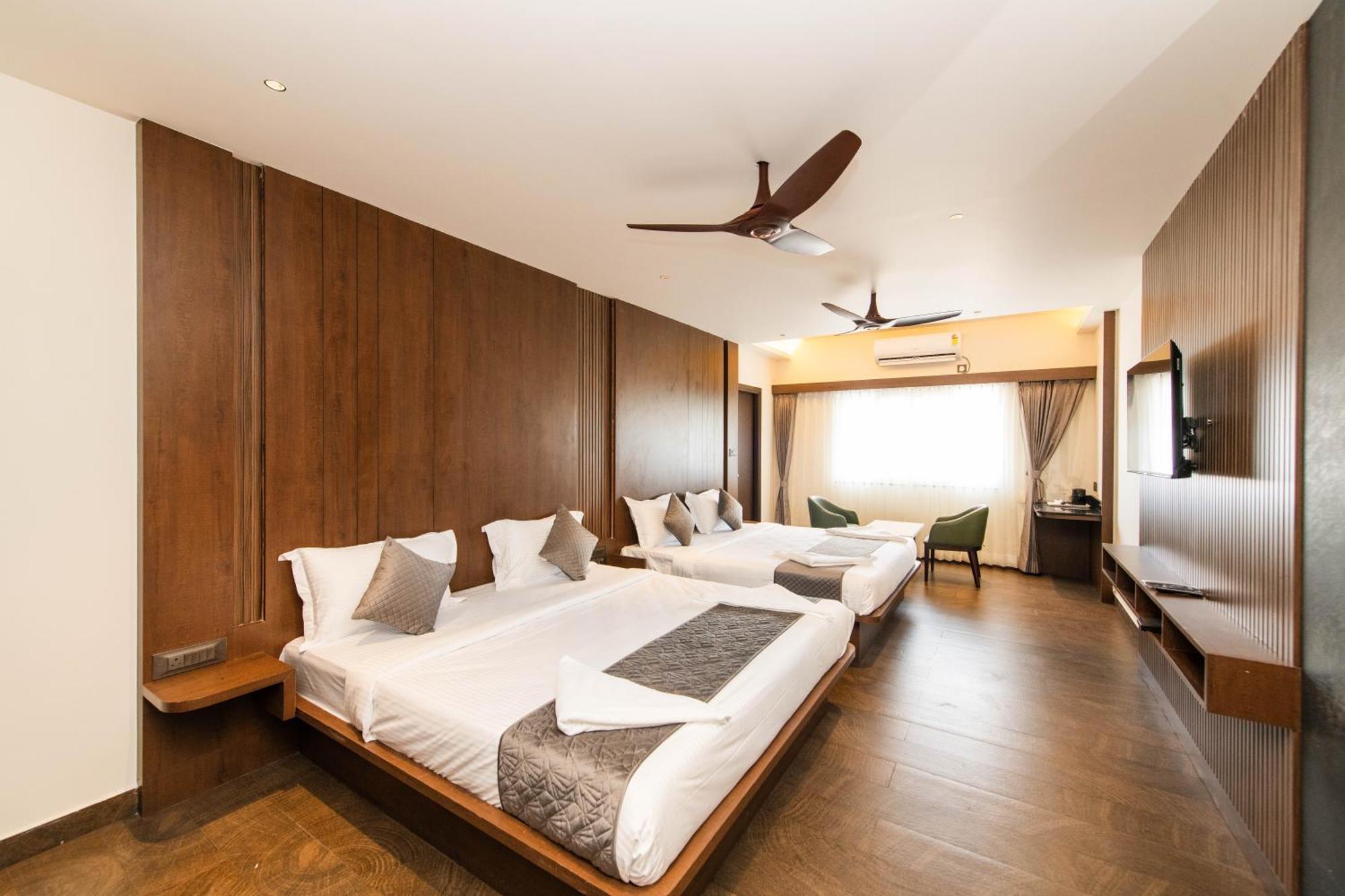 Hotel Mysore Radiance Buitenkant foto