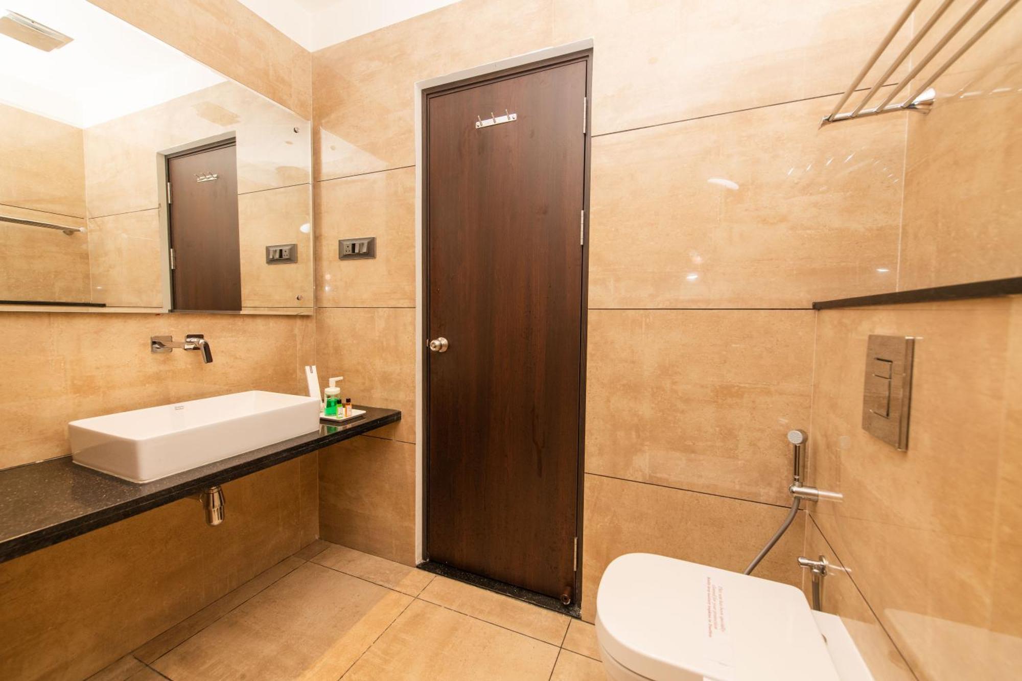 Hotel Mysore Radiance Buitenkant foto