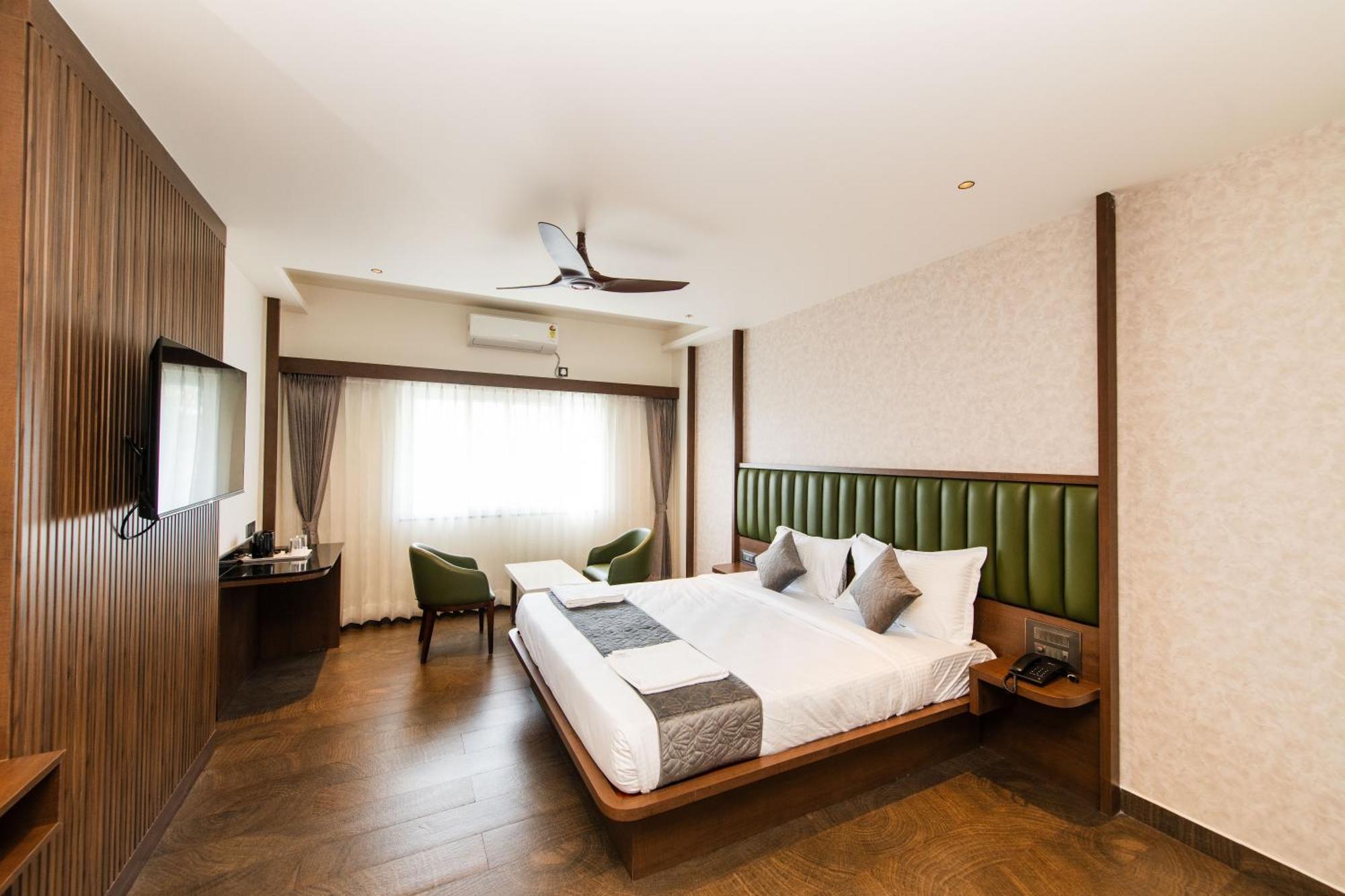 Hotel Mysore Radiance Buitenkant foto